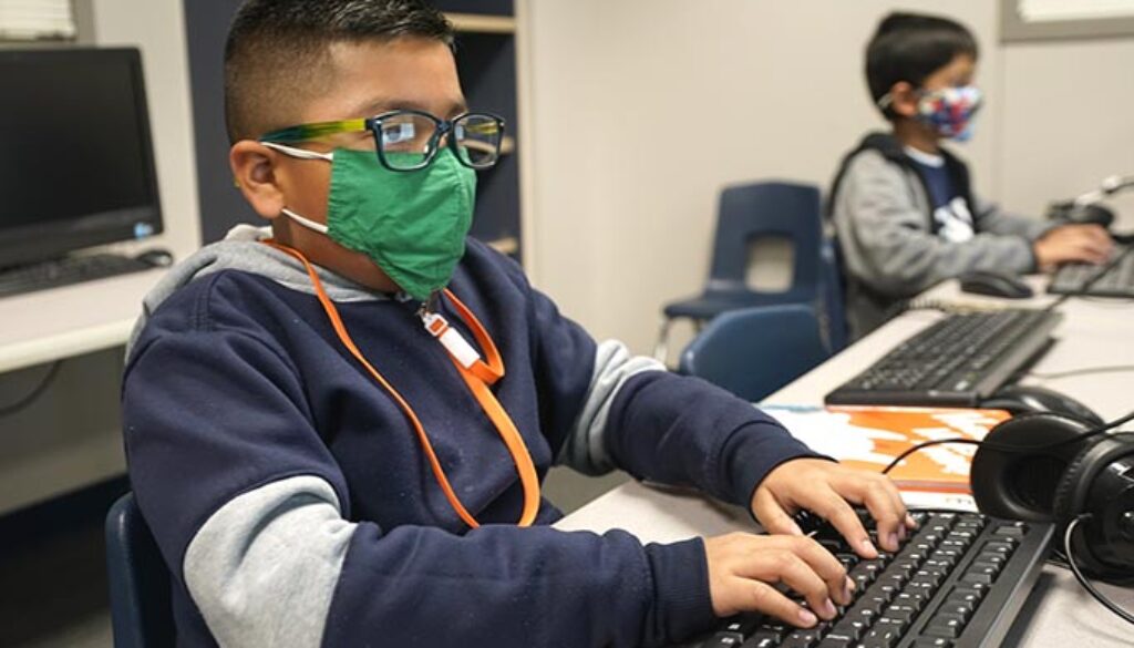 AP Poll Virus Outbreak Schools