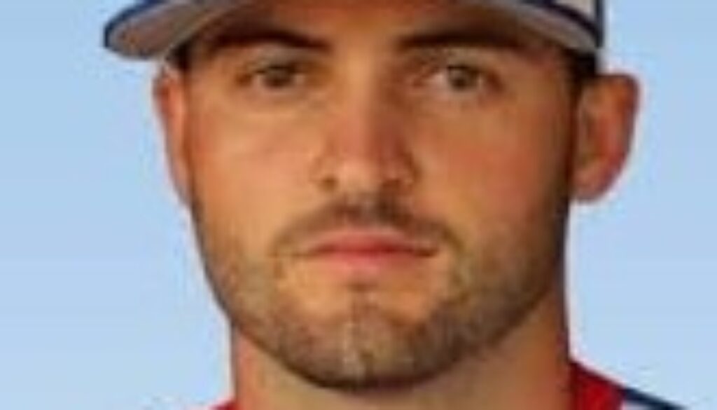Alec Allred headshot
