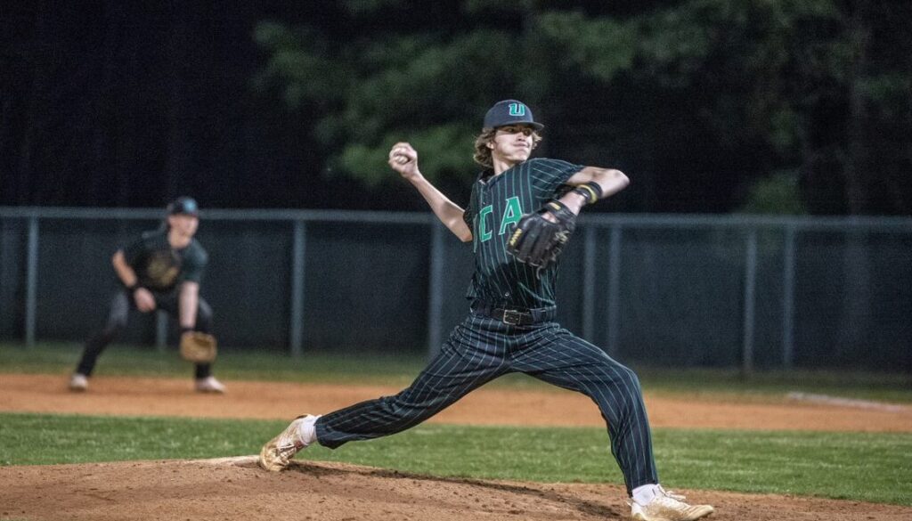 UCA baseball Jake Hunter pitches spring2023