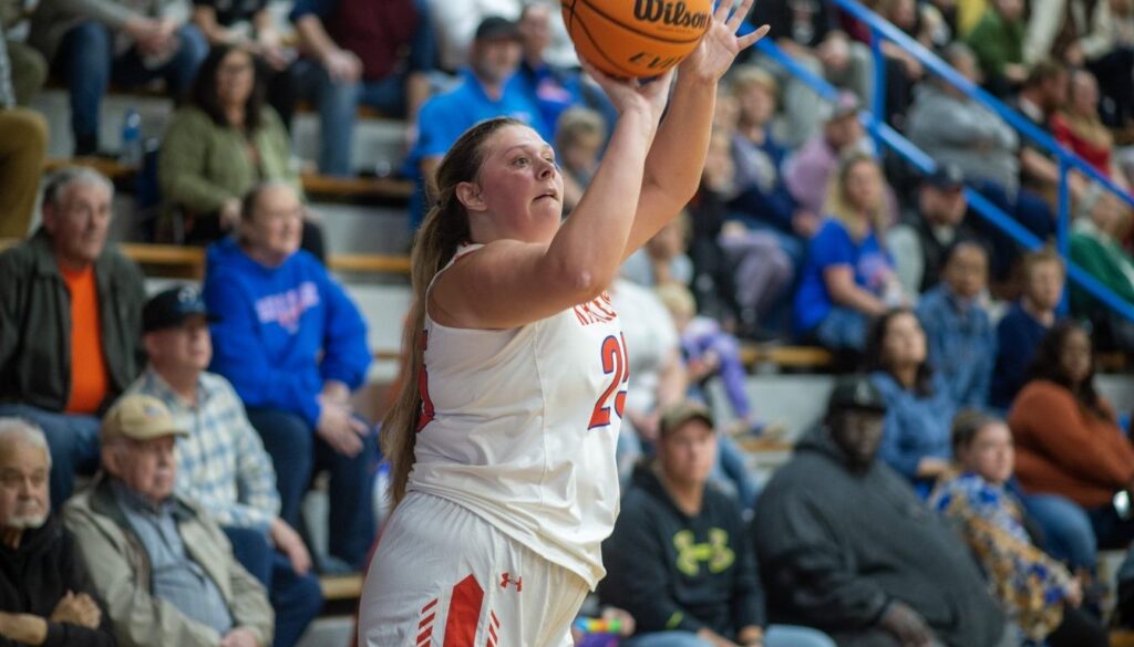 Randleman girls Gracyn Hall shoots in 2022 23 season